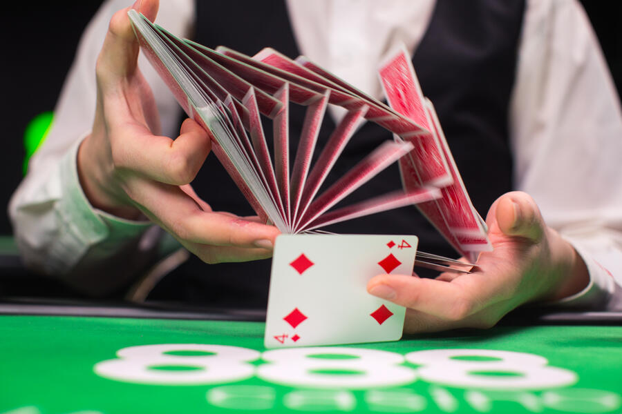 4 Signs to Spot Online Poker Cheats